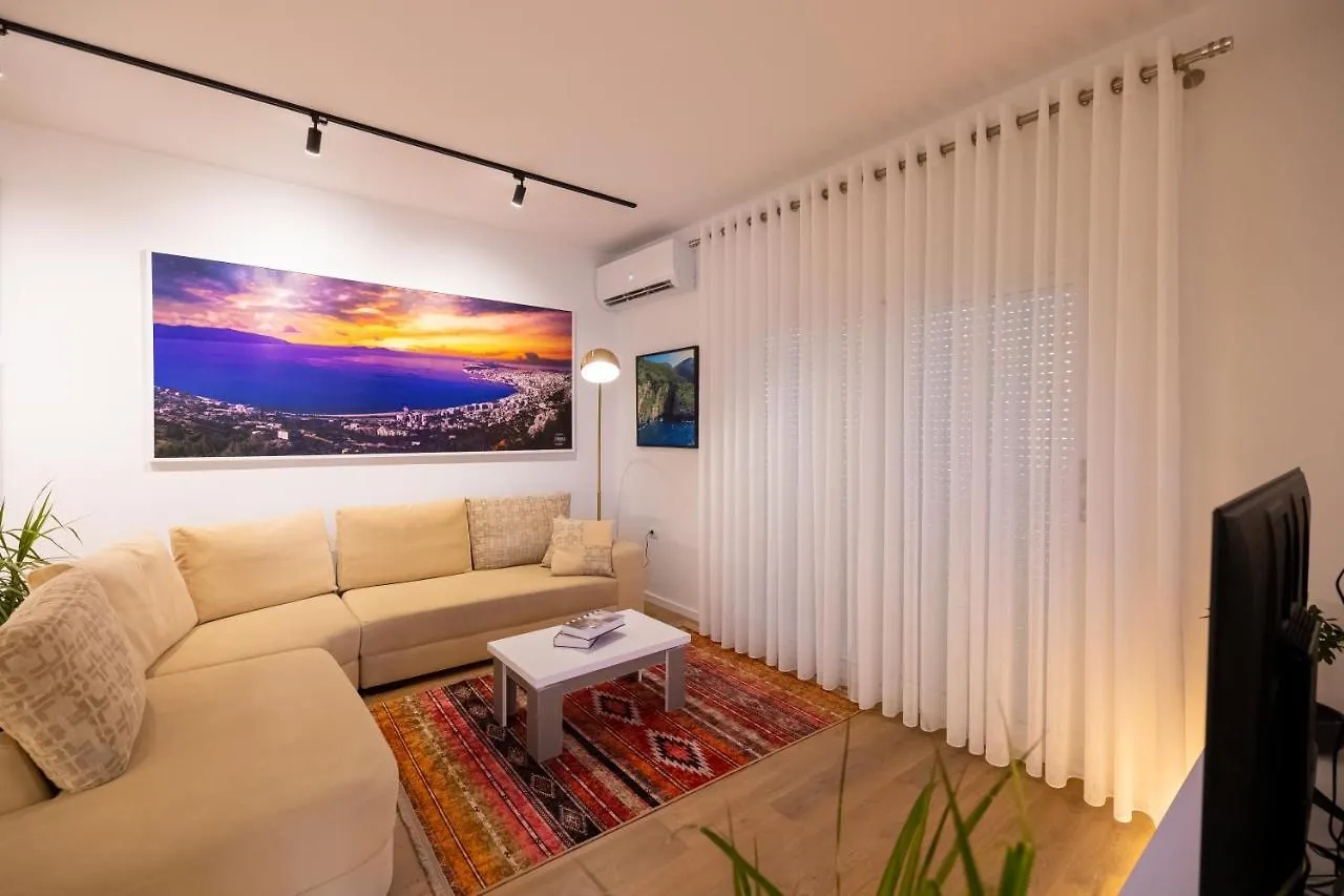 Victoria Lungomare Apartment Vlorë